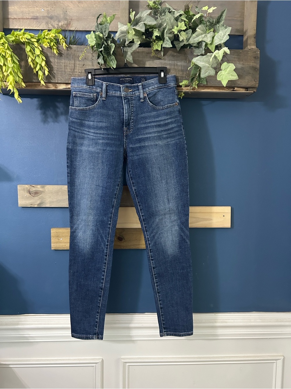 NWOT Lucky Brand Women’s Ava Skinny Jeans 10/30